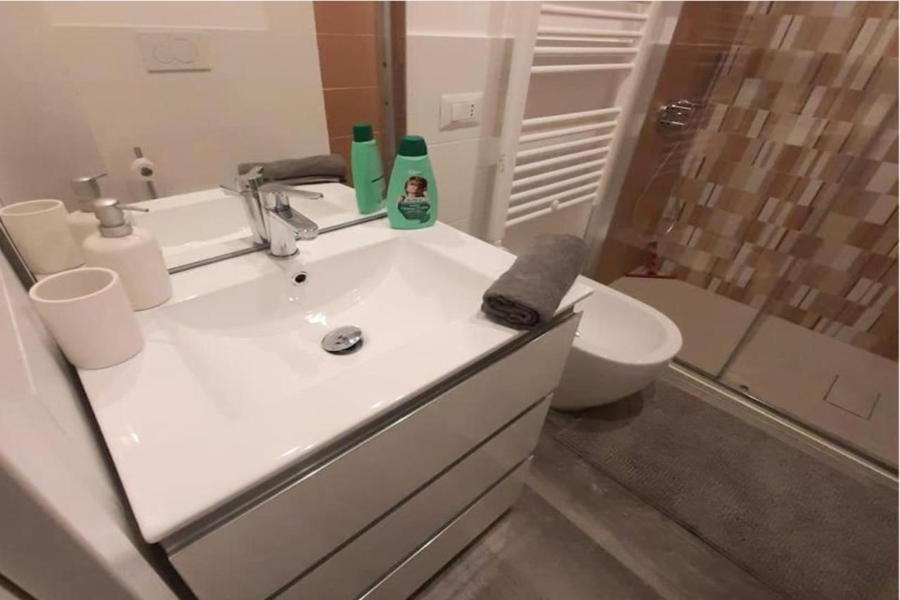 Appartamento In Centro A Milano Con A/C & Wi-Fi Εξωτερικό φωτογραφία